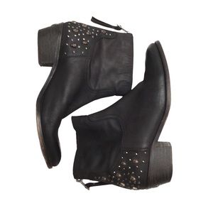 Zadig & Voltaire Skull Embellished Black Leather Ankle Boots Size 7.5